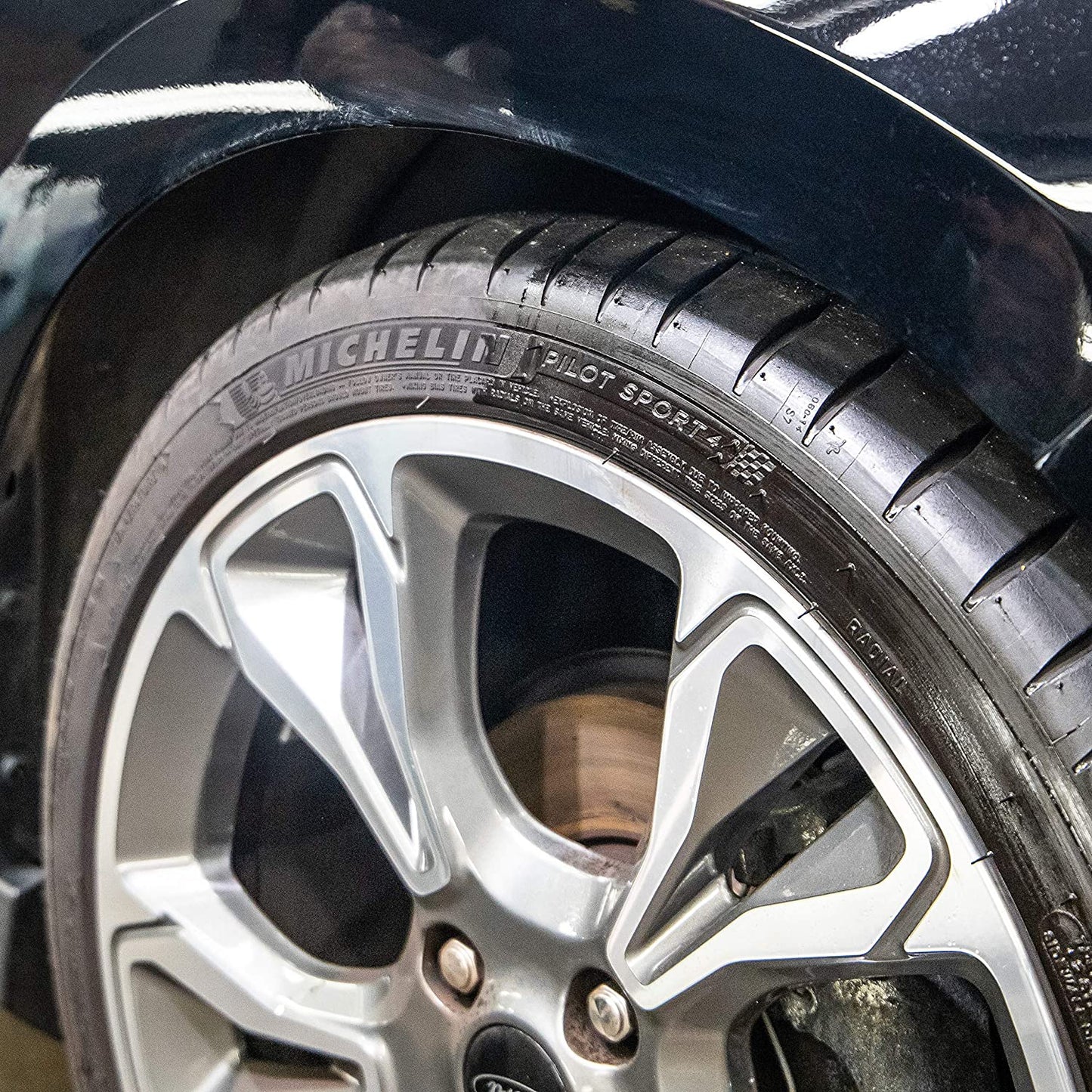 SOLUTIE INTRETINERE SI PROTECTIE, 3.78 L - MEGUIARS