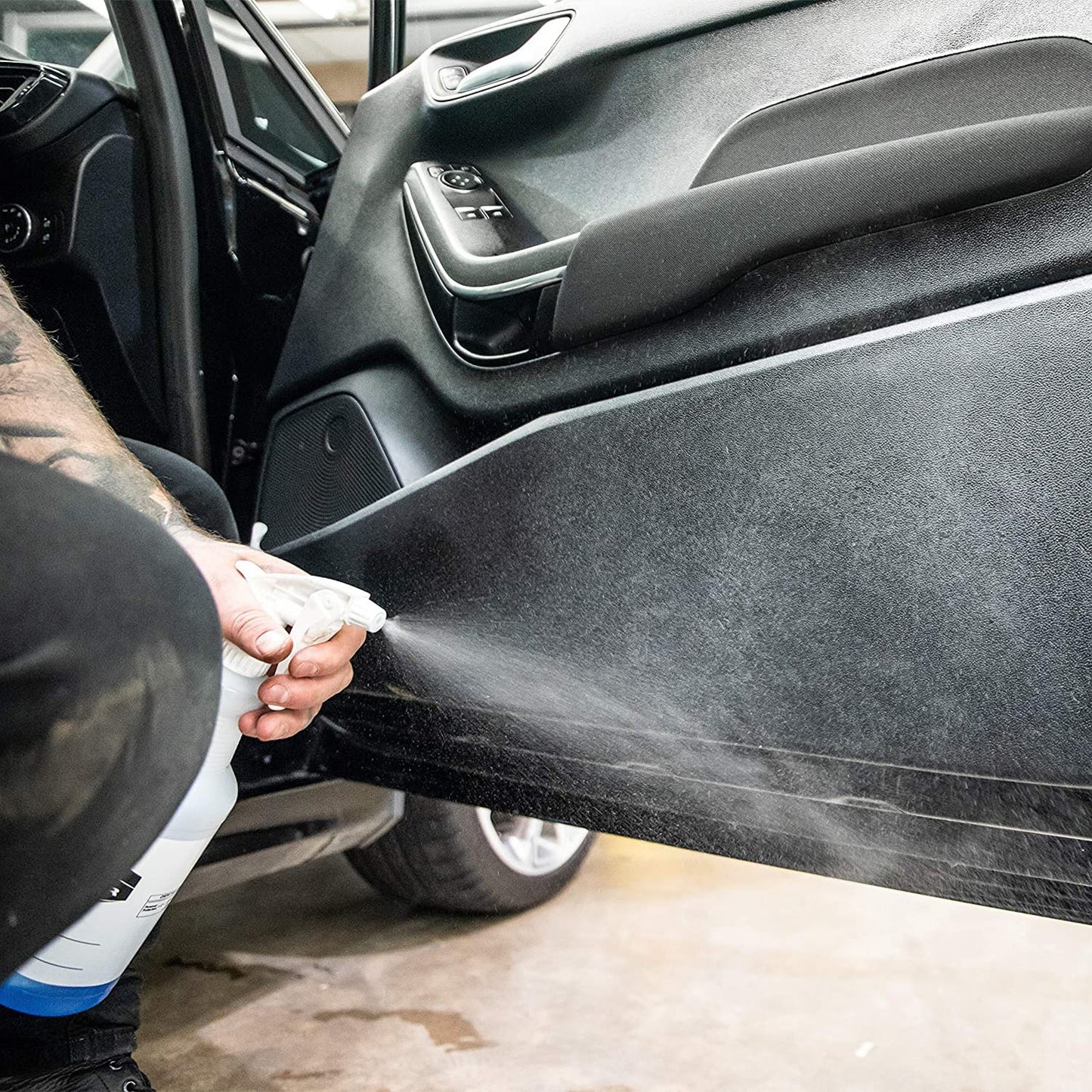 SOLUTIE INTRETINERE SI PROTECTIE, 3.78 L - MEGUIARS